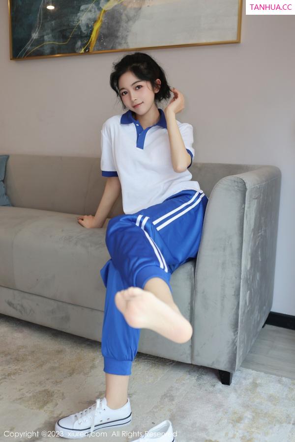 刘蓝蔻 Eva_茜茜 [XiuRen]高清写真图 2023.06.05 No.6855 茜茜Kimi 学妹装美腿第20张图片